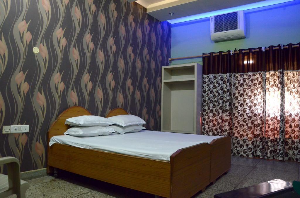 Hotel New Bakshi House Agra  Bilik gambar